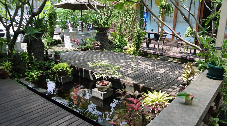 Morning Glory Cafe: Nongkrong Bersama Teman dan Pasangan