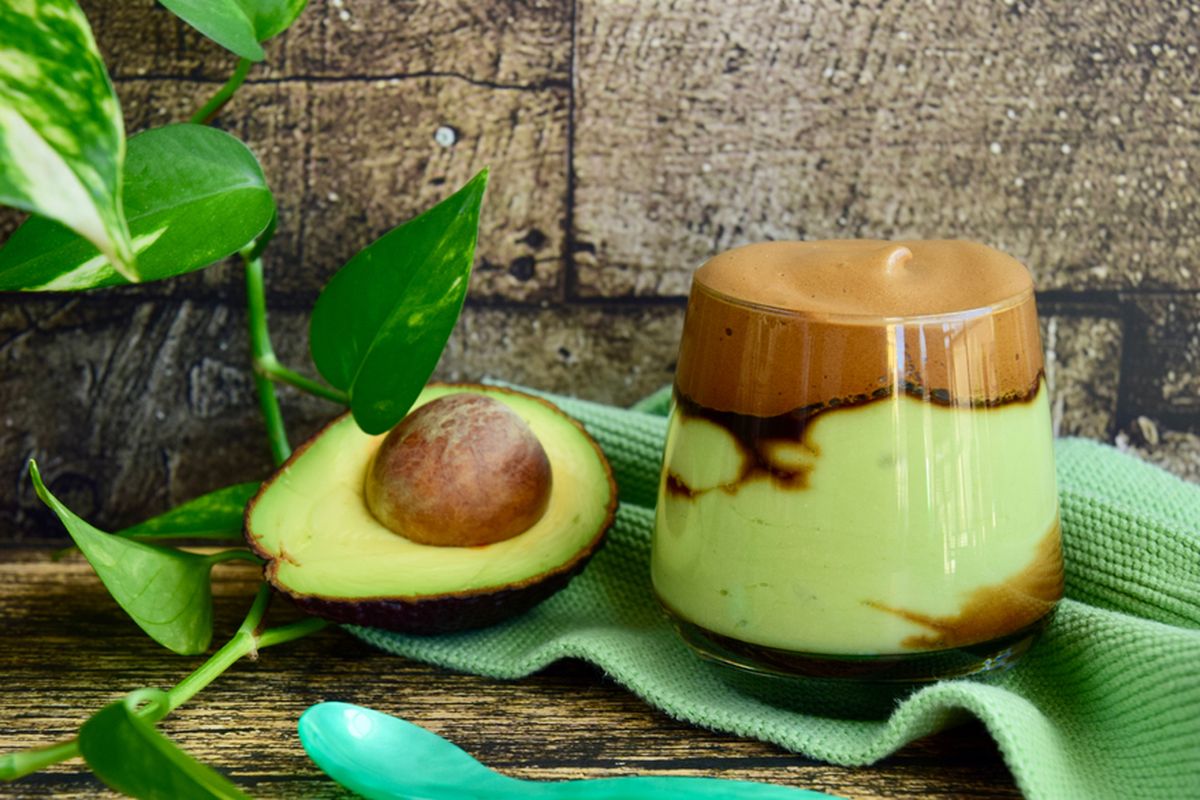 Kopi Susu Alpukat Viral: Minuman Favorit Pecinta Kopi dan Alpukat